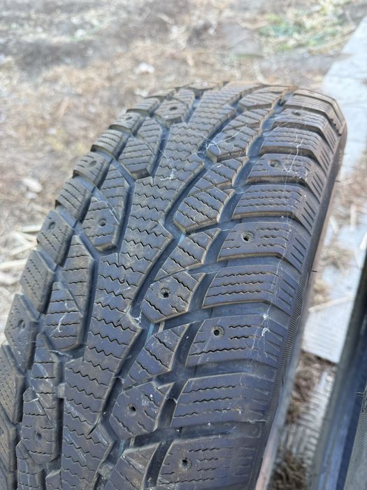 продам шины зимние