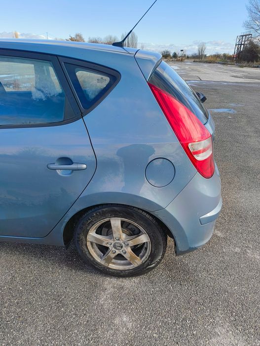 Хюндай й30 1.6 газ