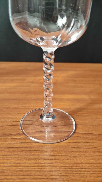 *Cristal d'arques * Франция сервиз от 6 кристални чаши за вино