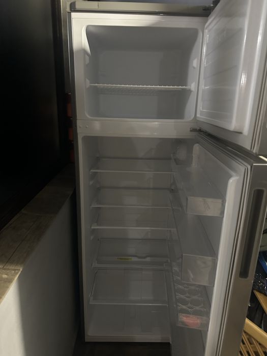 Frigider artic.                .