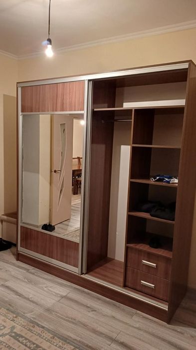 Продам прихожку 100000т