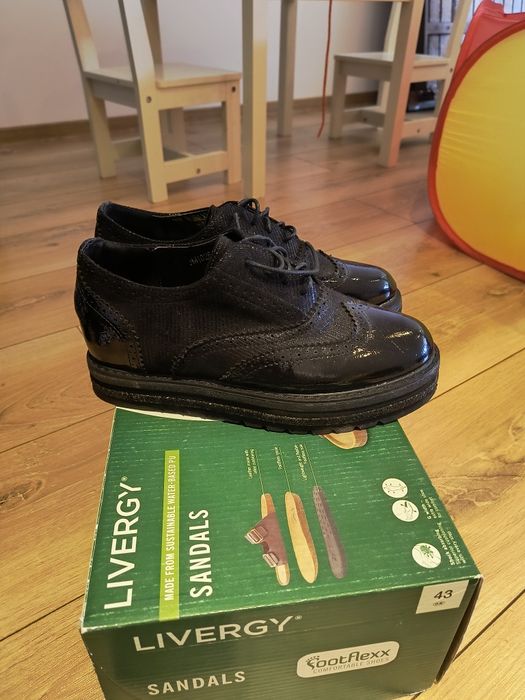 Pantofi Guapissima mărime 38