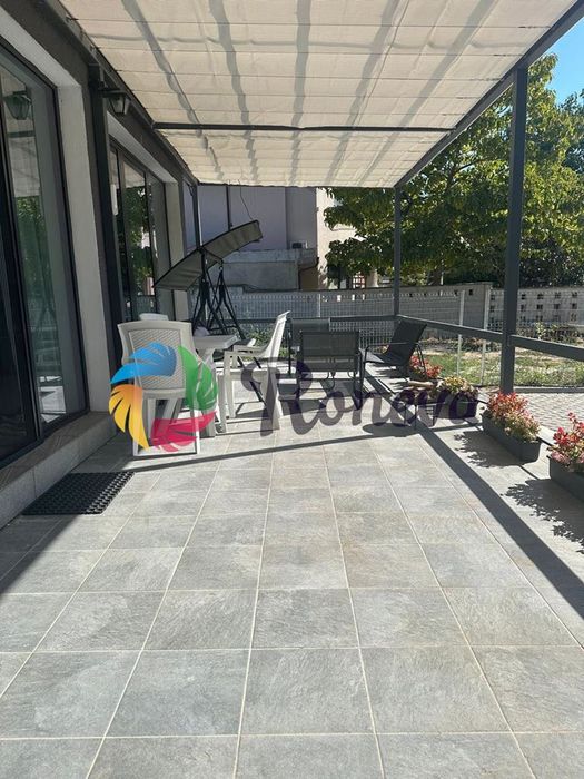 Дава се под наем Къща в к.к. Св.Св. Константин и Елена - 100 кв.м за 1900 € - Снимка #2