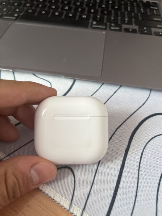 Airpods 4, активная шумоподавление