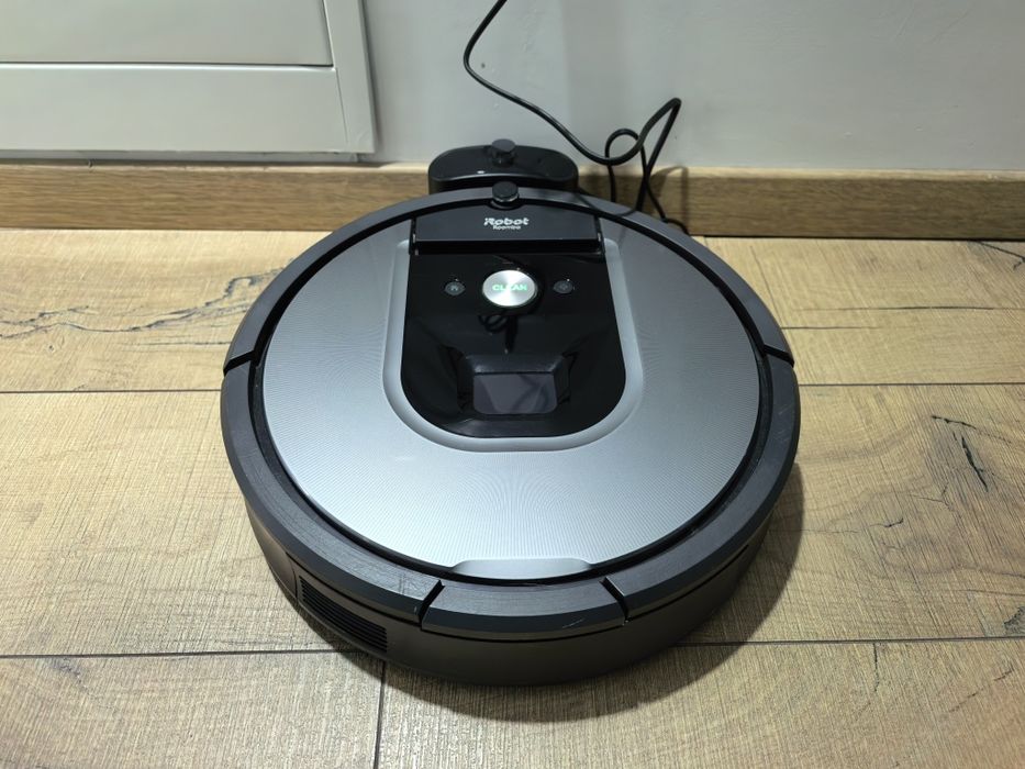 Aspirator iRobot Roomba 960