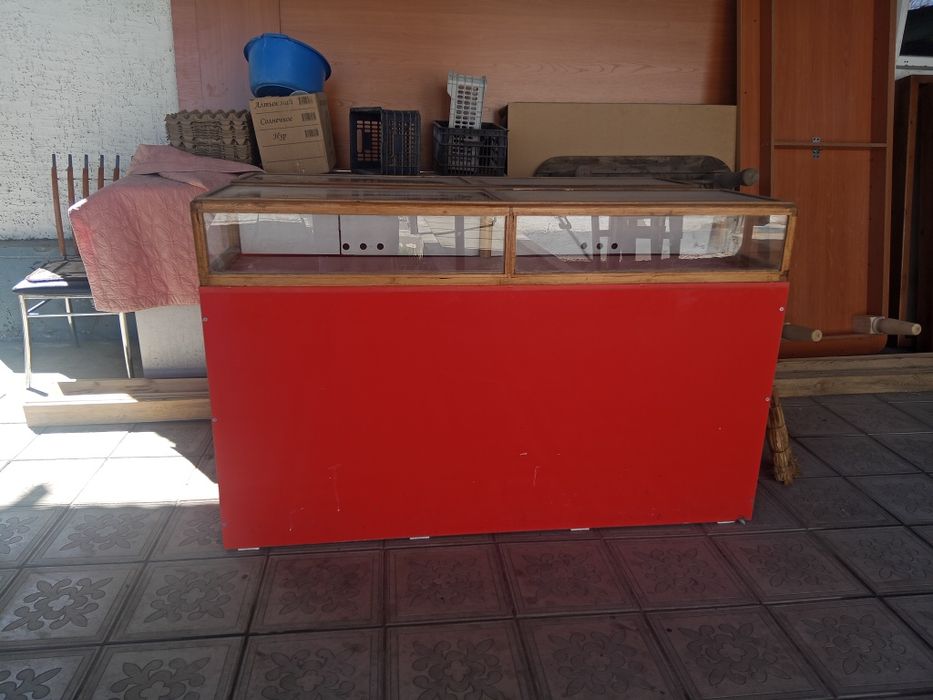 Продам полки для магазин