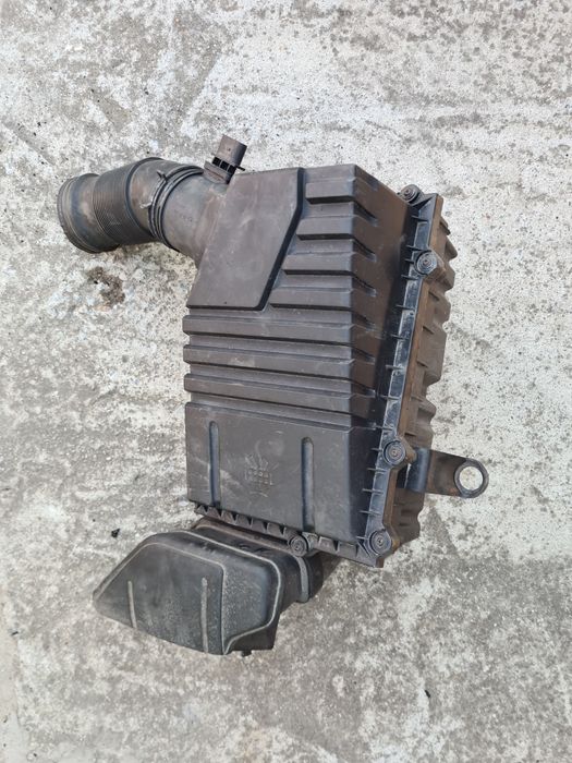 Carcasa filtru aer Passat 3.6V6