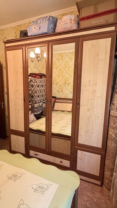 Спальный гарнитур