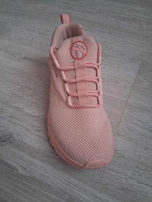 Маратонки като нови