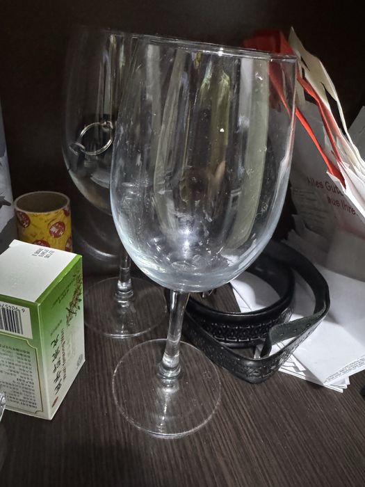 Продам 2 шт Фужера