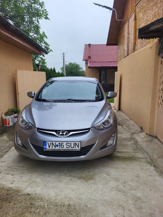Hyundai Elantra 2014 manual 1.6 132CP