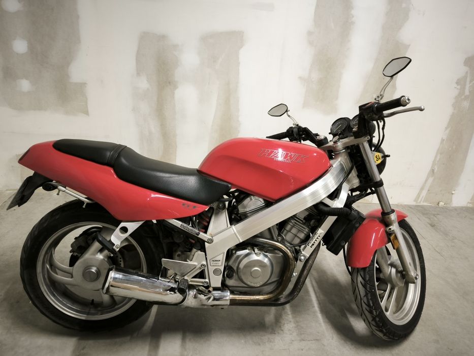 Honda Hawk GT647