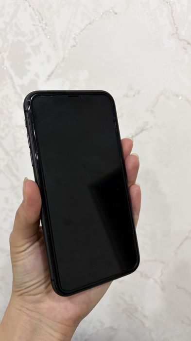 Продам Iphone 11