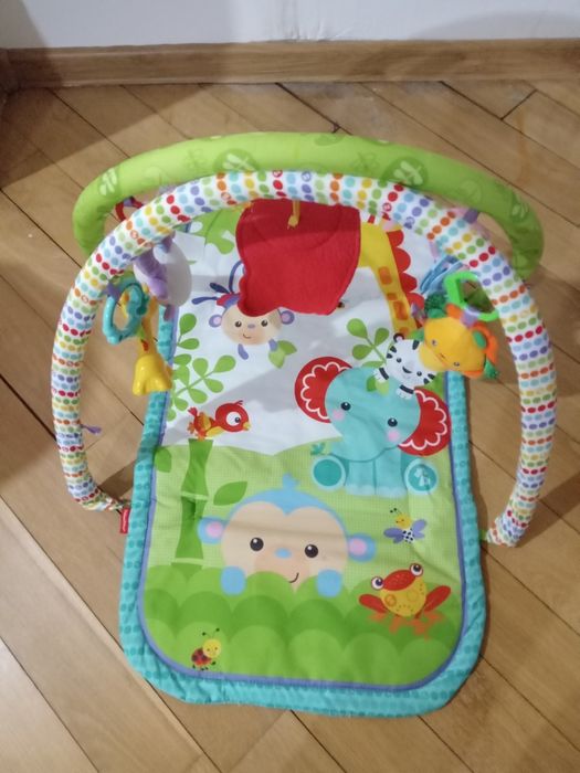 Активни гимнастики и играчка за скачане