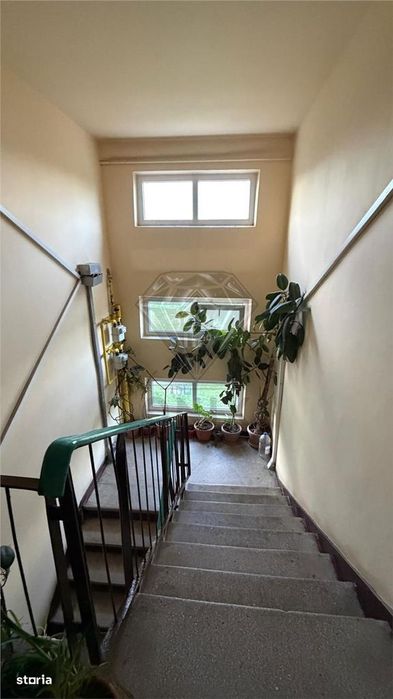 Apartament 2 camere de vanzare, cartier Vest Ploiesti - ONX109