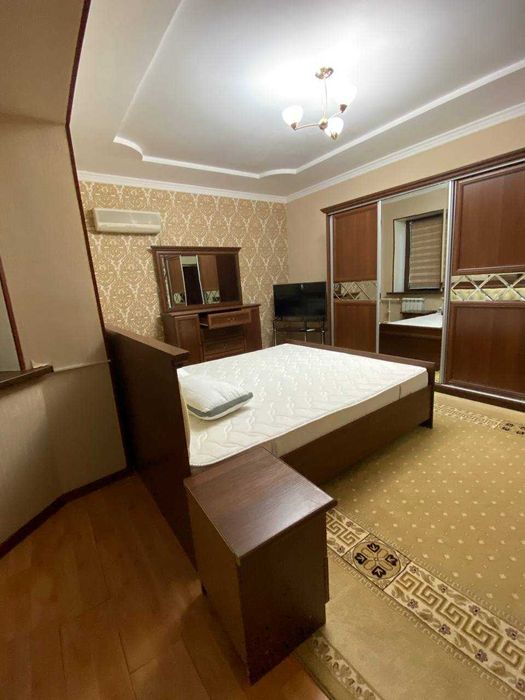 Сдается в аренду элитная квартира в центре города (своя)