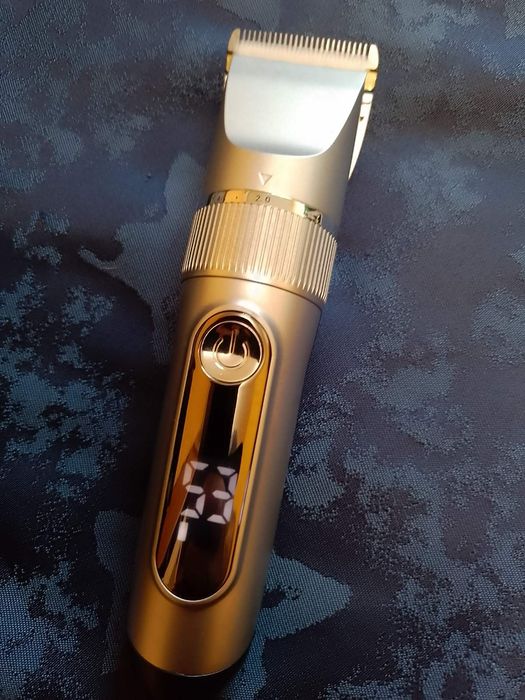 Машинка за подстригване, водоустойчива IPX7