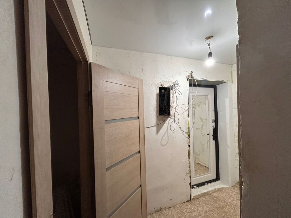Продаю 2 комнатную 42кв.м