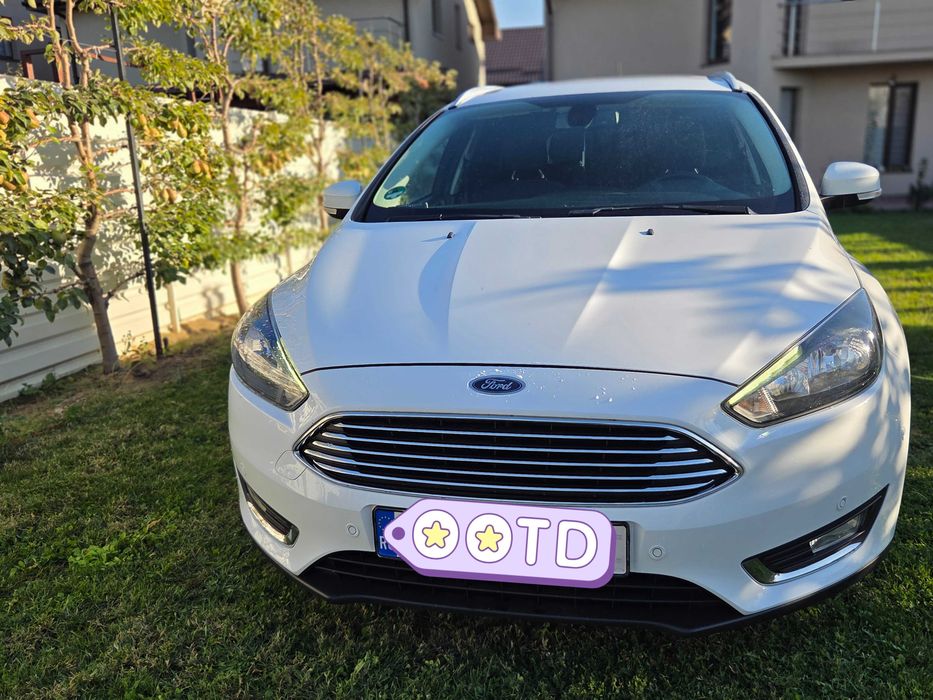 Ford Focus alb 2017