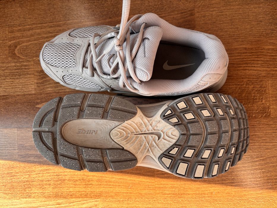Sneaker low 'V5 RNR' Nike 43