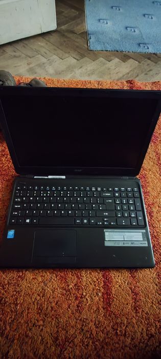 Acer laptop i5 ..