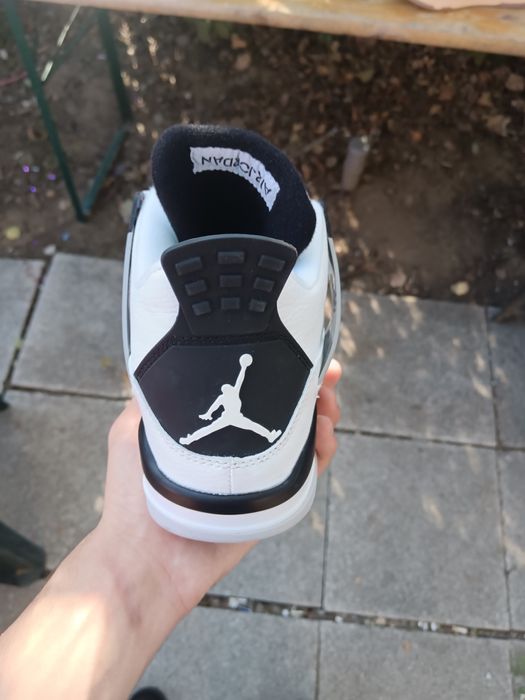 Jordan 4 military black