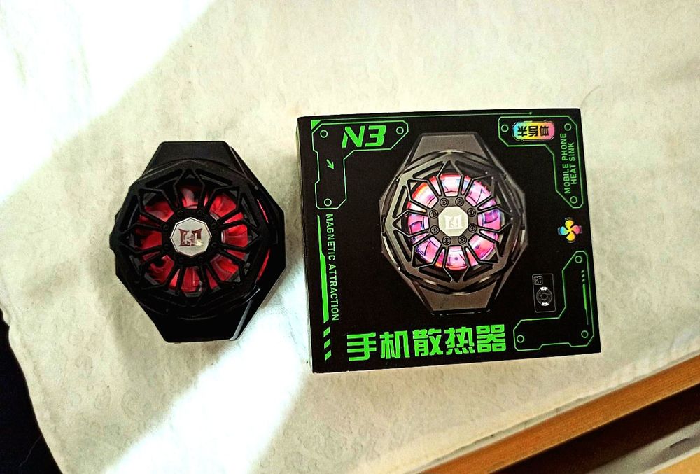 UNIVERSAL KULLER (telefon sovutgich)