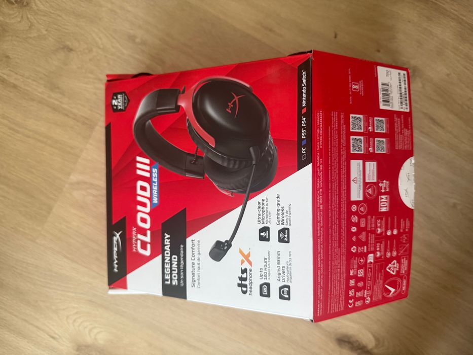 Casti gaming HyperX cloud III wireless