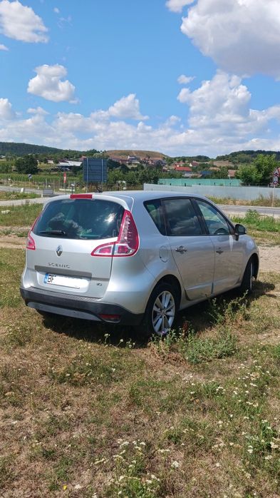 RENAULT Scenic 2011 — imagine 3