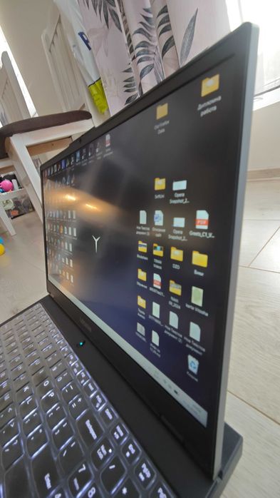 Геймърски лаптоп Lenovo Legion 5