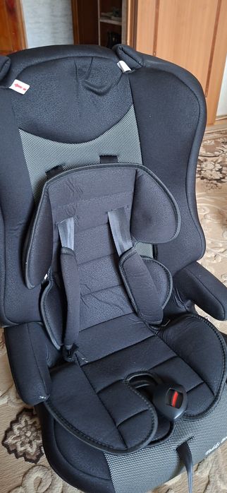 Продам детское авто кресло