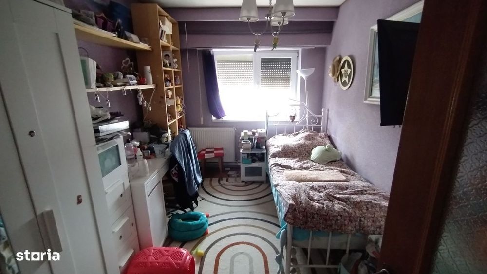 Apartament 4 camere decomandat Dacia