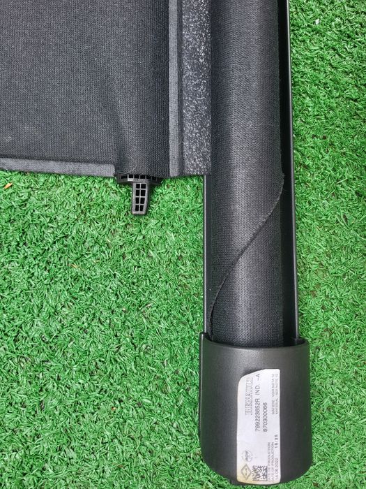 Polita, rulou  portbagaj  Dacia jogger si Duster