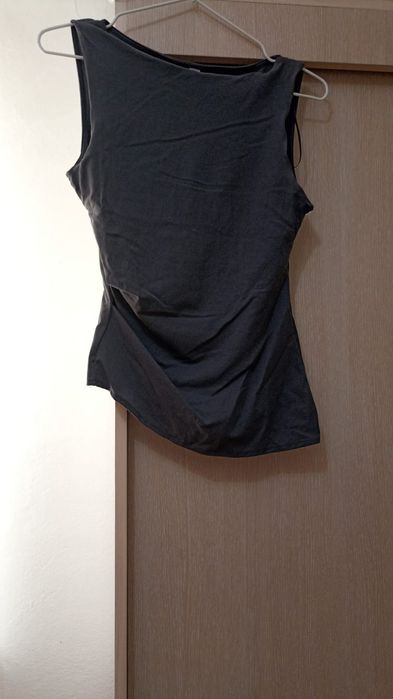 Продам блузки новые