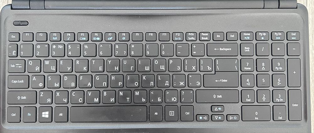 Acer Aspire E1-570G