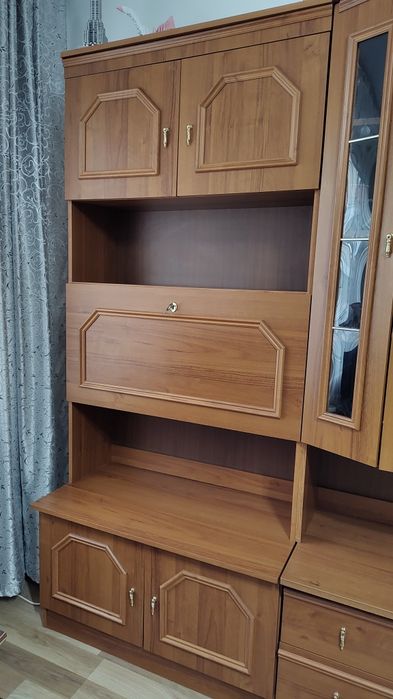 Mobila living formata din 3 corpuri