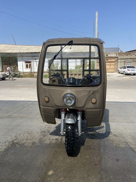 LOCHIN mototsikl Kabinali