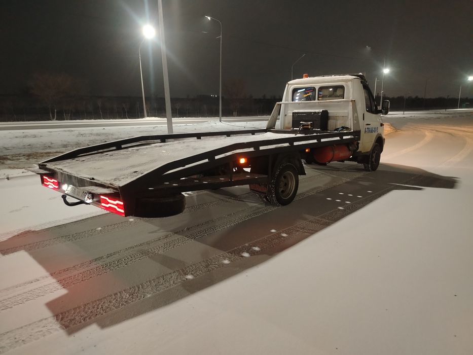 Услуги эвакуатора 24/7