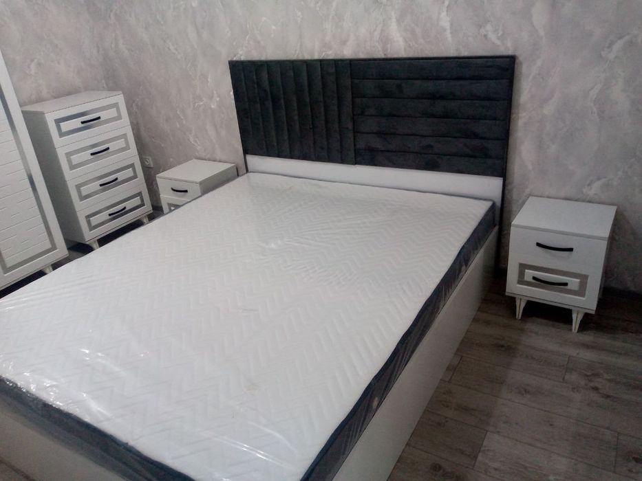Mebel va matraslar yangi va restavratsiya hizmati bor