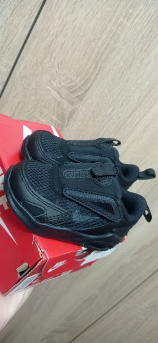 Nike - Pantofi sport cu insertii de piele Air Max Bolt, Negru, 19.5