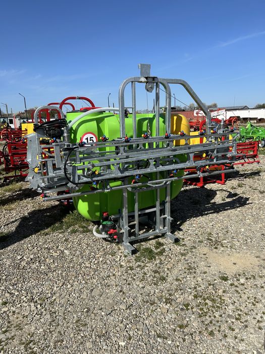 Instalatie erbicidat 1000 l cu rampe 12m diuza tripla