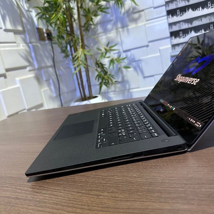 Laptop Dell Precision i9 9980HK / 32GB / Ecran 4K Touch / Placă Video