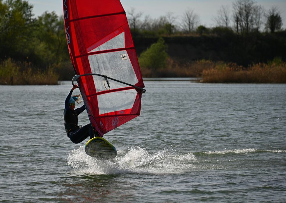 Rig complet windsurf Gaastra Matrix 7.7 2021 + Aeron V-Grip + MaverX SDM 490