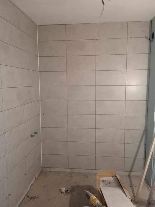 Construcții,renovări,finisări