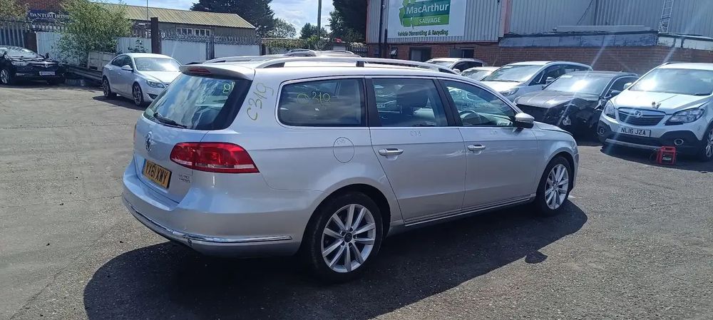 Dezmembrari / Dezmembrez Volkswagen Passat B7 2.0 CFFB cod cutie NFU cod culoare LA7W