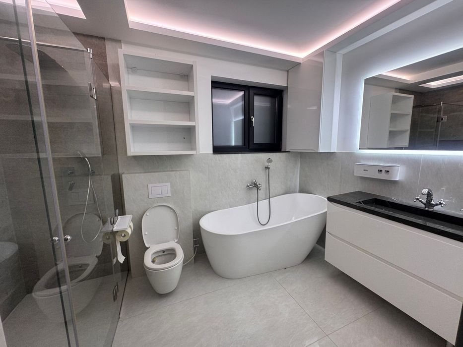 Vila moderna premium cu piscina , garaj dublu si teren generos