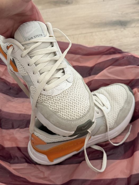 Оригинални маратонки Nike Air Max SYSTM 39 размер