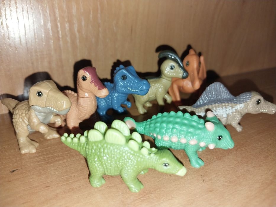Киндер фигурки natoons динозавры и животные