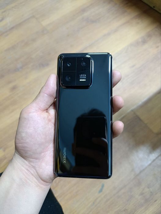 Xiaomi 13 pro 256/12 Snapdragon 8 gen 2