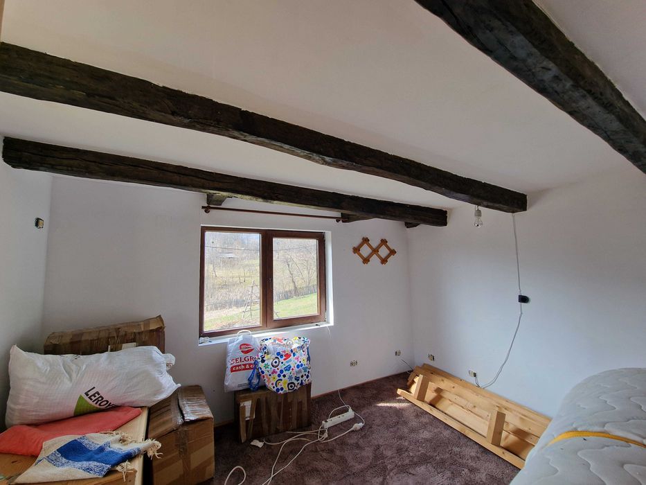 Teren intravilan 8915 mp si Casa 70 mp,  in Galeș, judetul Arges